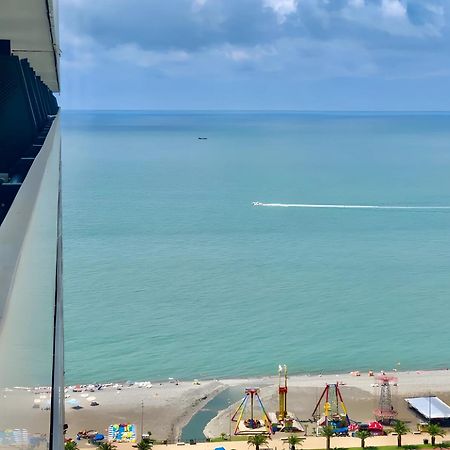 Luxury Orbi City Sea View Aparthotel Batumi Zewnętrze zdjęcie