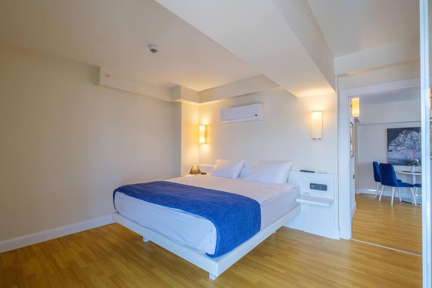 Luxury Orbi City Sea View Aparthotel Batumi Zewnętrze zdjęcie