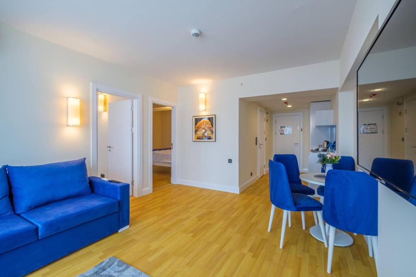 Luxury Orbi City Sea View Aparthotel Batumi Zewnętrze zdjęcie