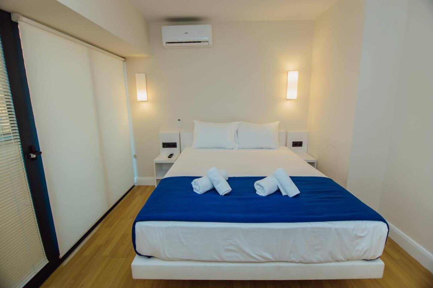 Luxury Orbi City Sea View Aparthotel Batumi Zewnętrze zdjęcie