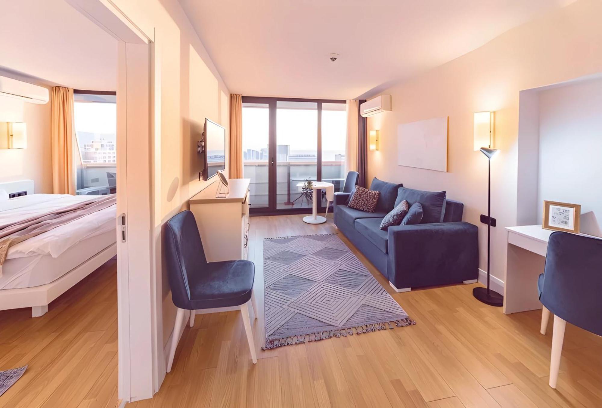 Luxury Orbi City Sea View Aparthotel Batumi Zewnętrze zdjęcie