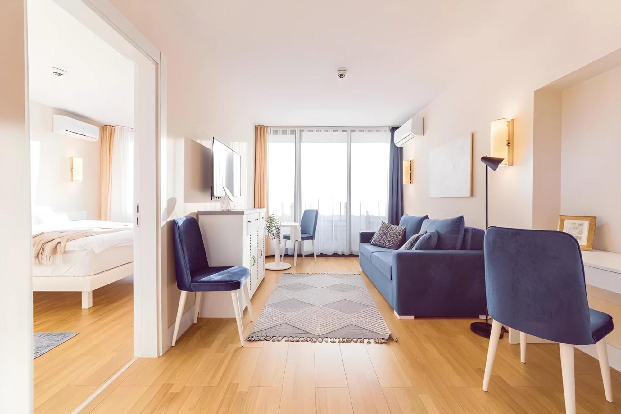 Luxury Orbi City Sea View Aparthotel Batumi Zewnętrze zdjęcie